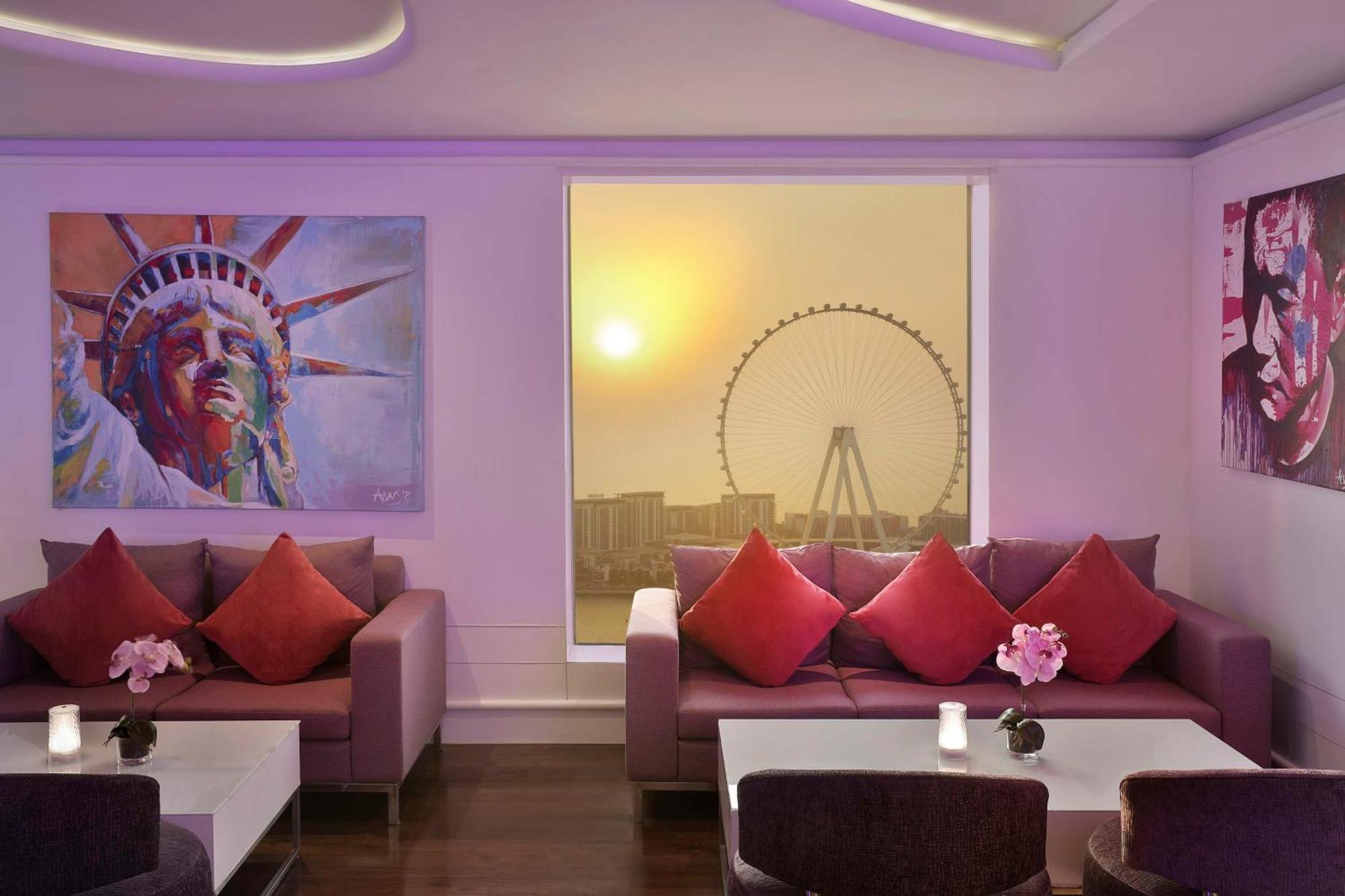 Hilton Dubai The Walk Hotel Exterior photo