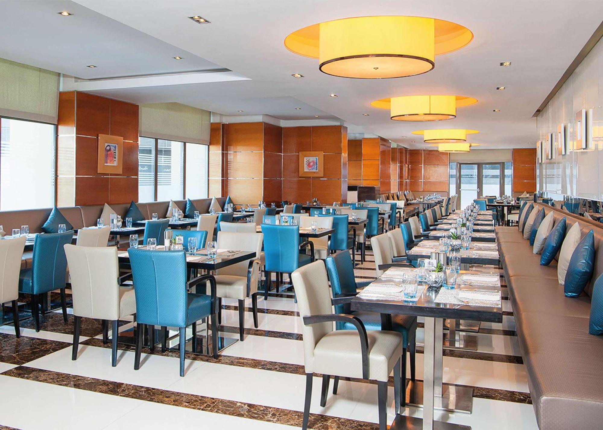Hilton Dubai The Walk Hotel Exterior photo